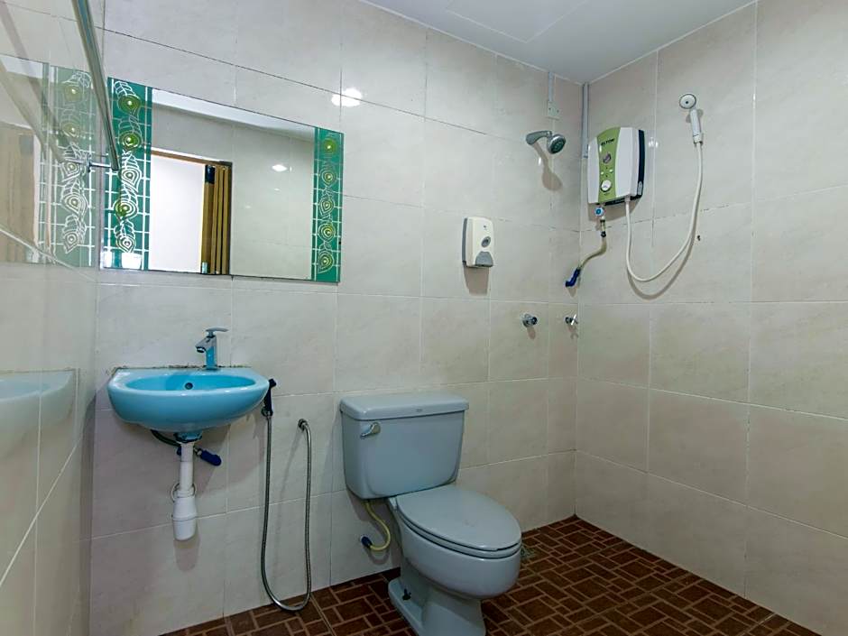 OYO 424 KK Inn Hotel