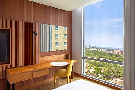 Club Queen Room with Two Queen Beds - Club Lounge Access