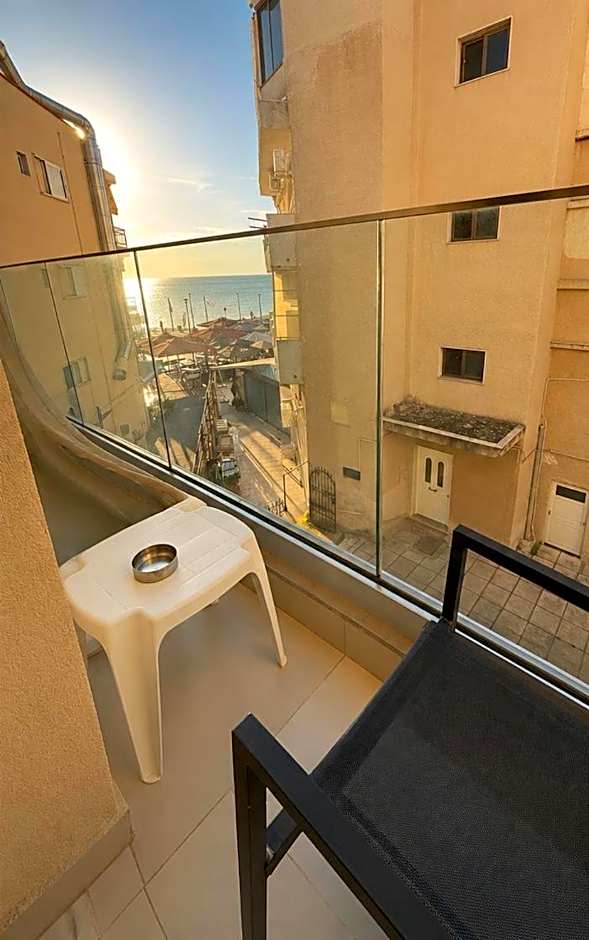 Hotel Avra
