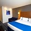 Holiday Inn Express Nuneaton