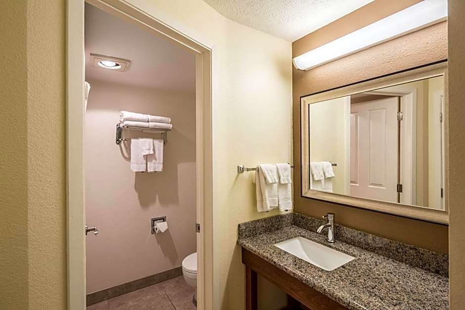 Quality Inn & Suites Coeur D'Alene