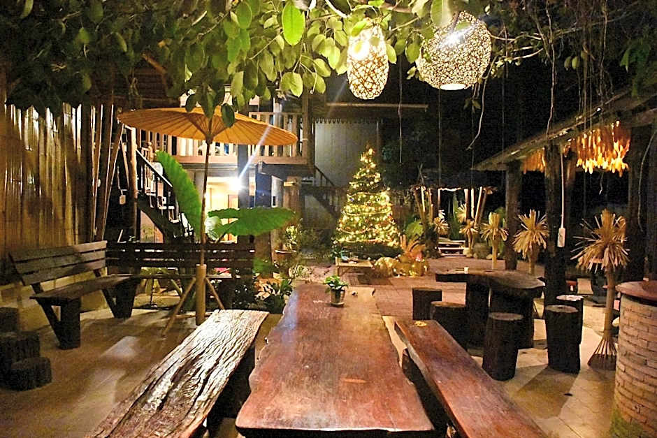 Ban Rai Jai Chaem - Spa Cafe & Homestay