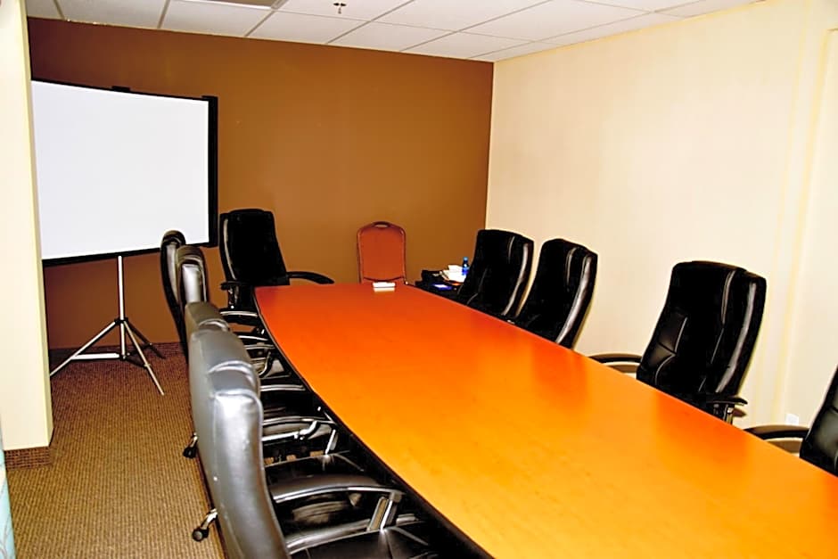 Coast Lethbridge Hotel & Conference Centre