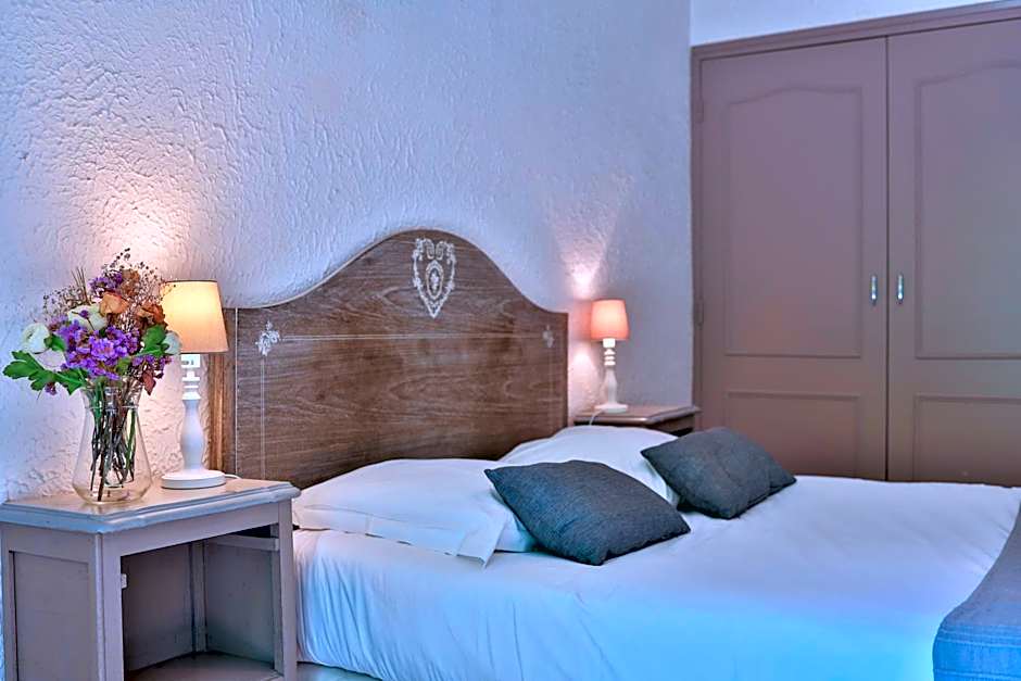 Logis Hôtel Castel Mouisson