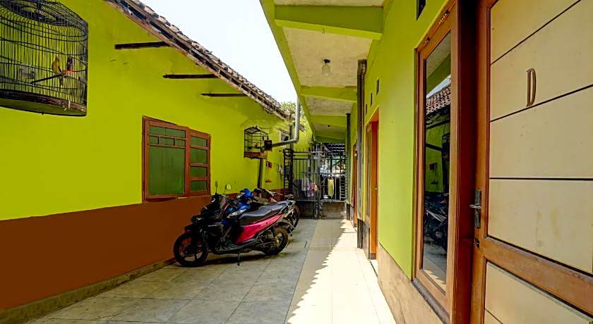 OYO Life 92840 Wisma Morricco