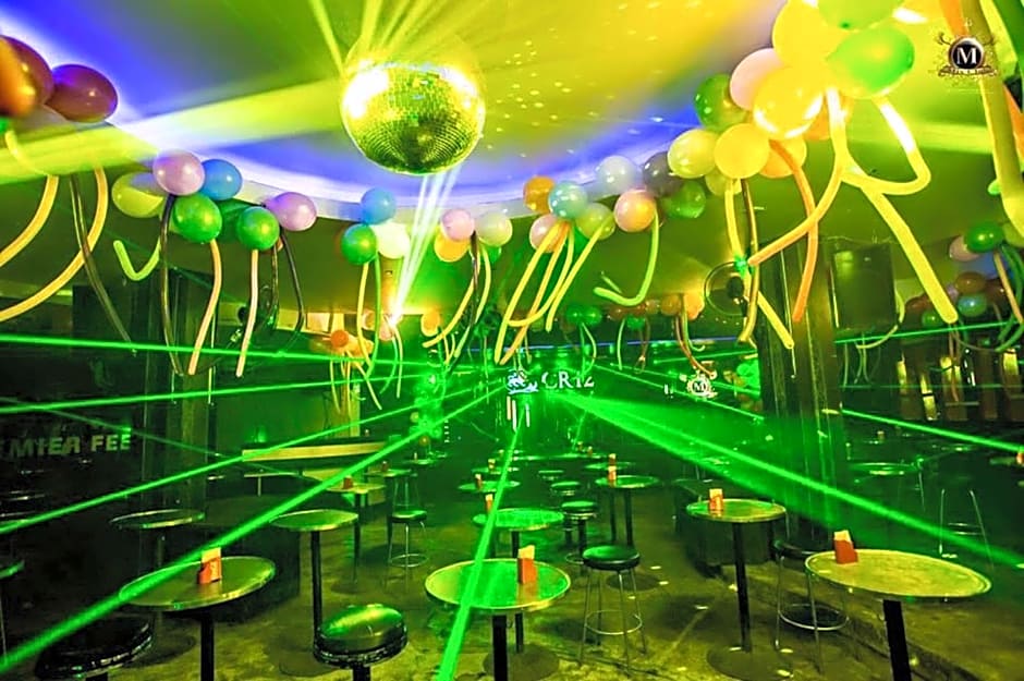 Jp Emerald Hotel