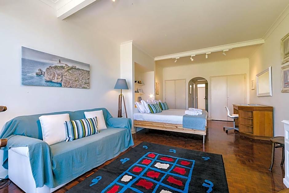 Rent4Rest Estoril Beachfront Apartments