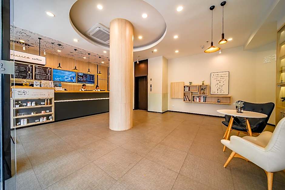 Hanting Hotel Fuzhou Wuyi Square