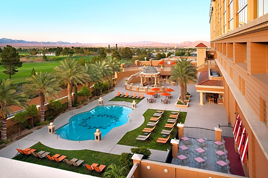Suncoast Hotel & Casino