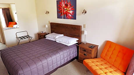 Standard Studio (No Hot Tub)