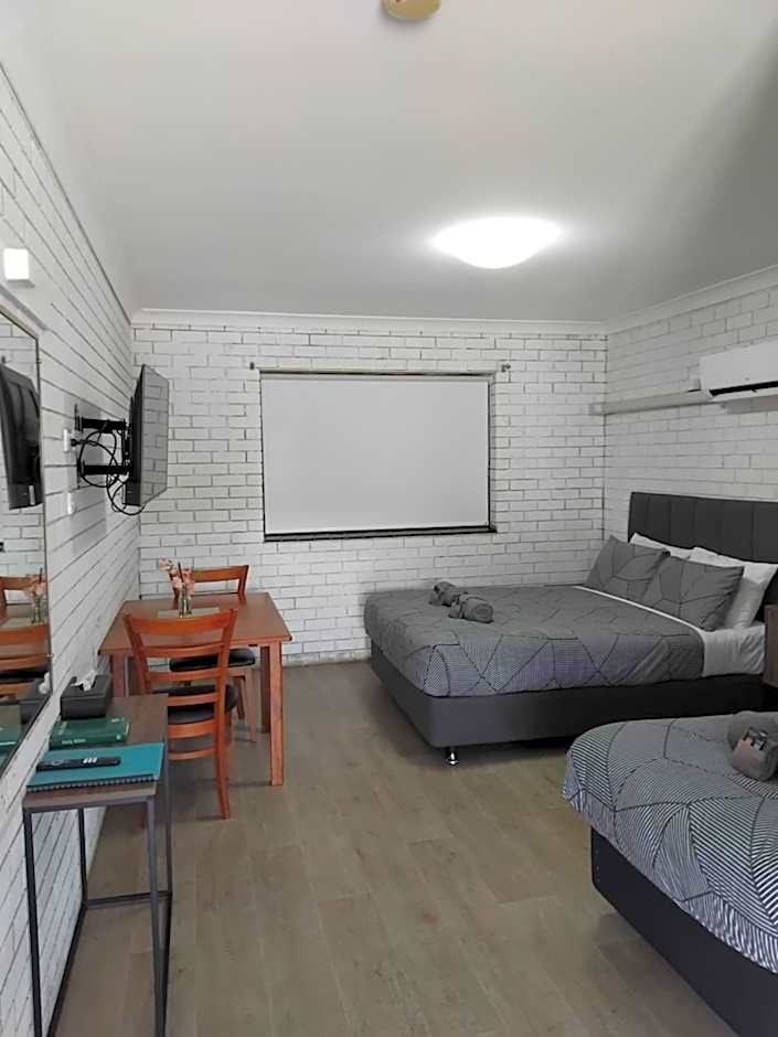 The Major Mitchell Motel