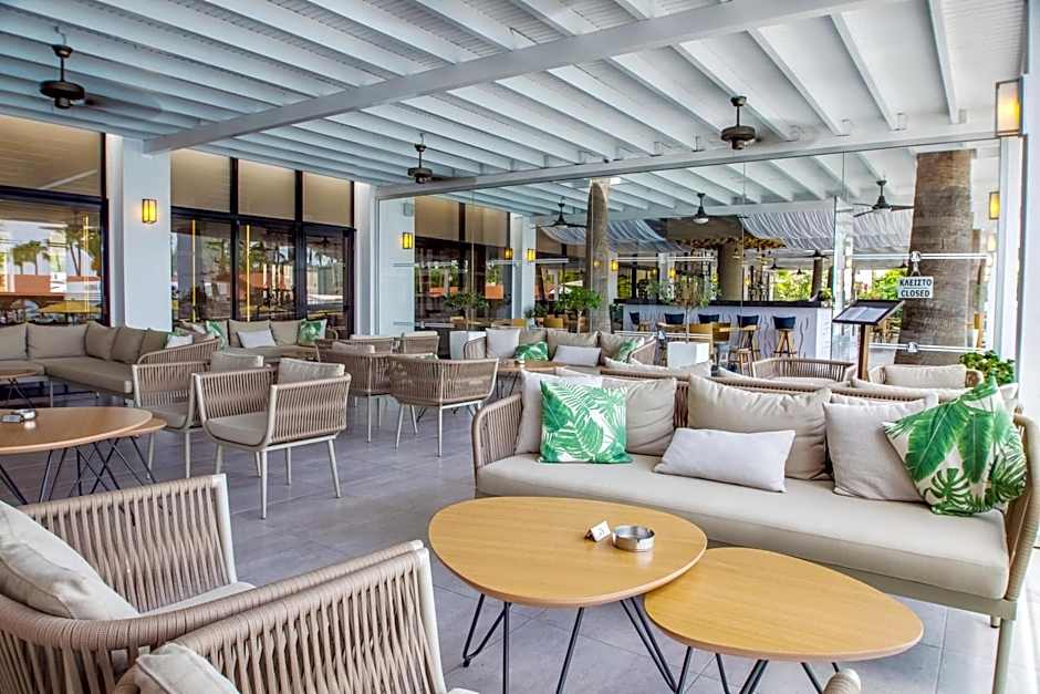 Cavo Maris Beach Hotel