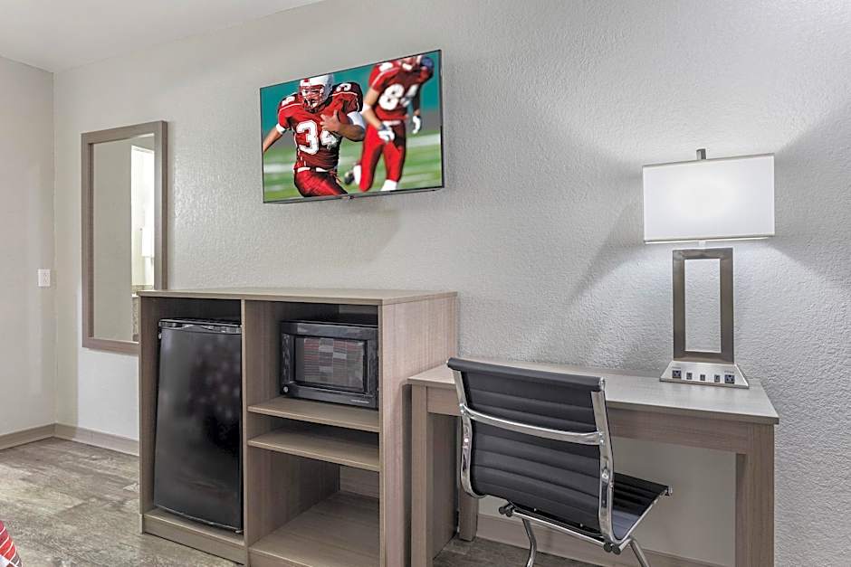 Red Roof Inn Canton, TX