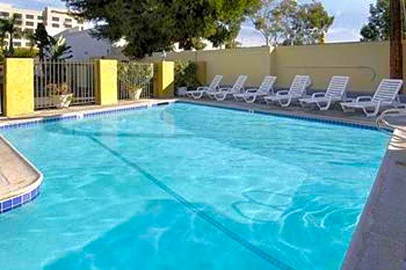 Anaheim Express Inn