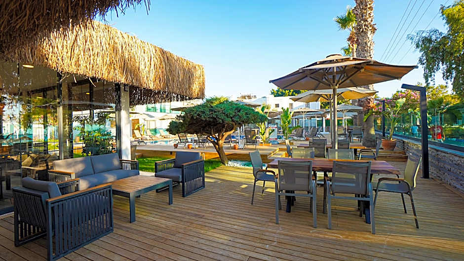 Yalıpark Beach Hotel