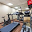 Red Roof Inn And Suites Newark - University