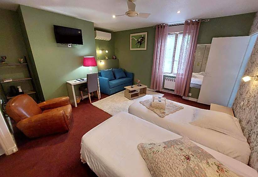 Logis Hôtel Restaurant La Vieille Auberge, Art and Gallery