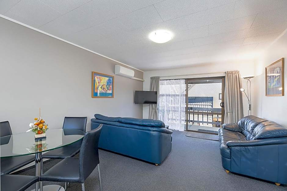 Kings Gate Motel