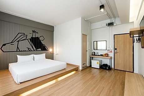Deluxe Double or Twin Room