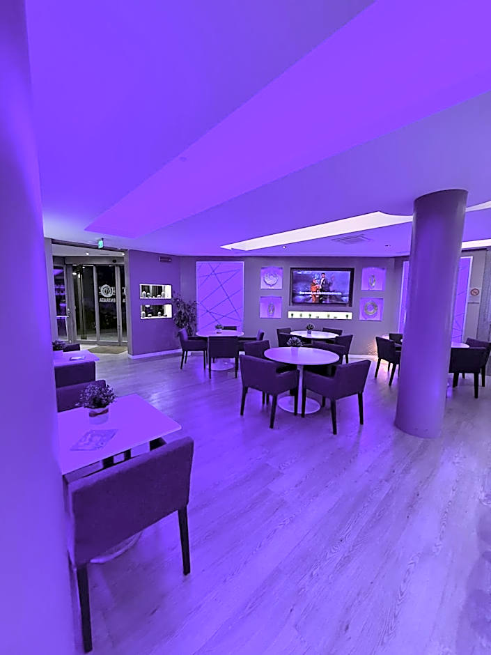 Confidence Hotel Europa