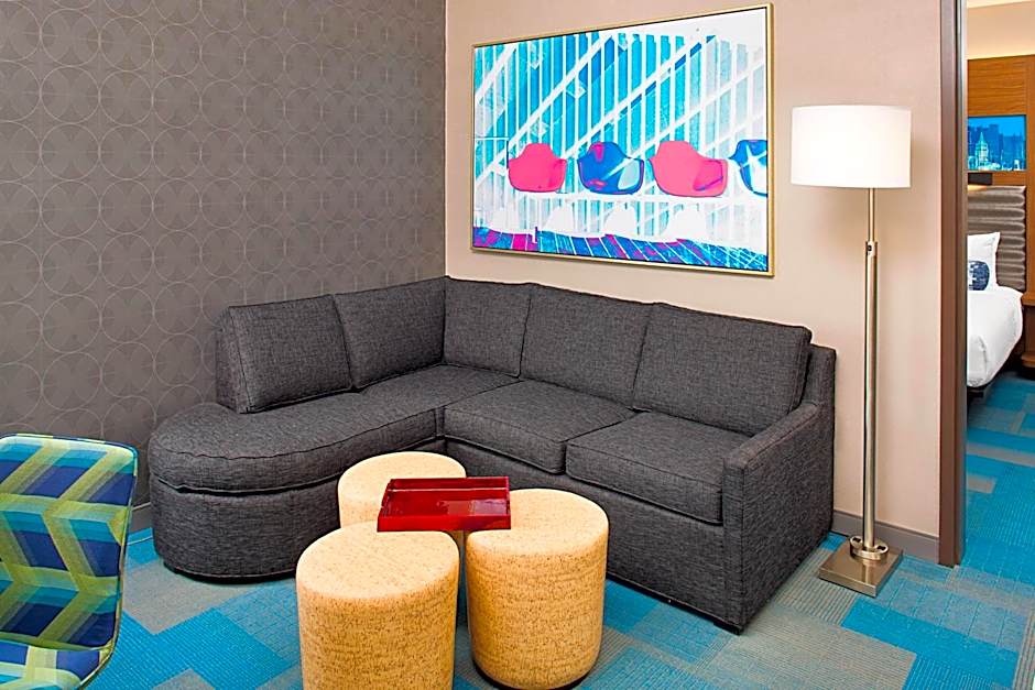 Aloft Beachwood