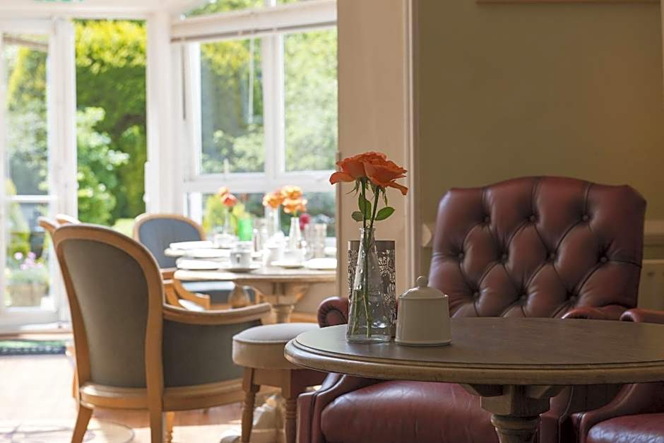 Woodlands Lodge Hotel