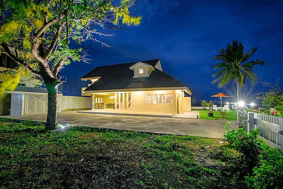 C-Shore Private Beachfront House