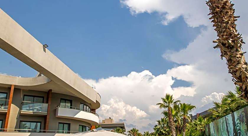 DoubleTree by Hilton Hotel Izmir Airport