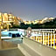 Follow the Sun Boutique Hostel - Pool, Breakfast & Sea Views