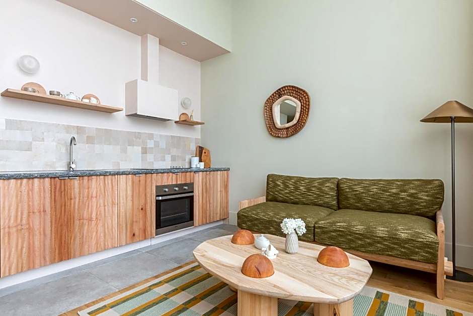 Town Hall Hotel & Apartments