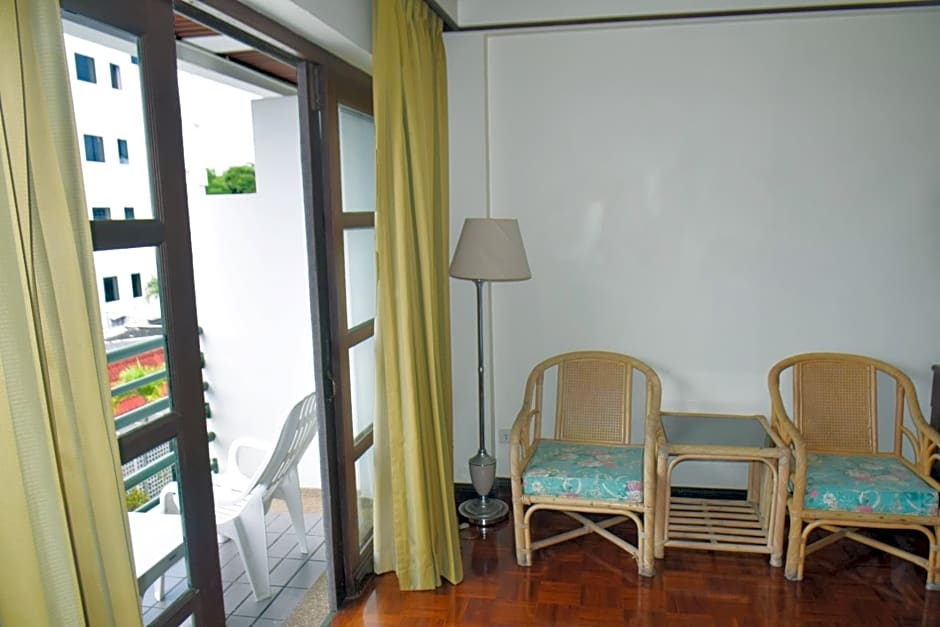 Puangpen Villa Hotel