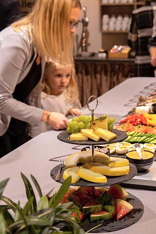 Dream - Luxury Hostel