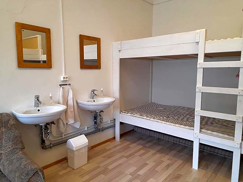 Bergistangi Guest House 2