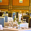 Royal Garden Palace - Families and Couples