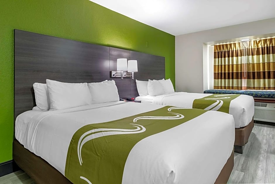 Quality Inn & Suites Longview I-20