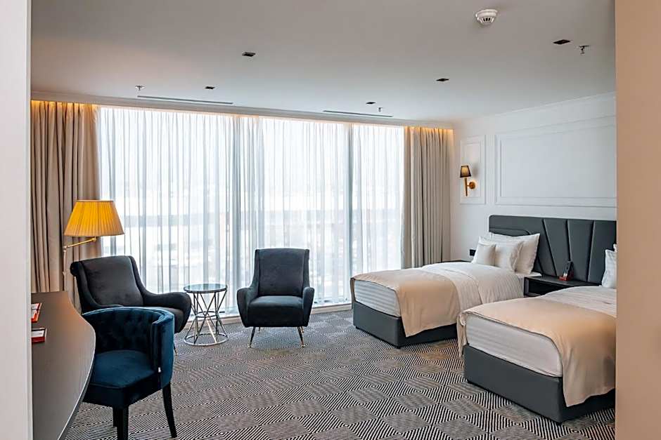 Photo 1 of 19 of Standard 2 Beds