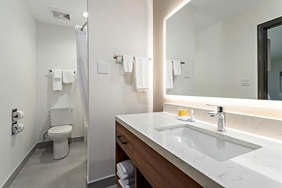 Baymont by Wyndham Beaumont