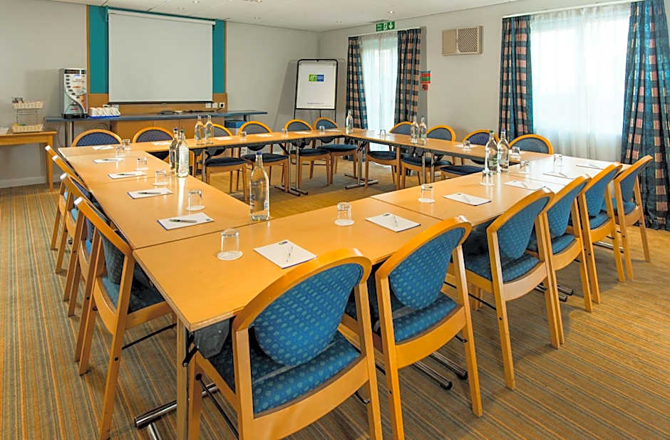 Holiday Inn Express Lichfield By IHG