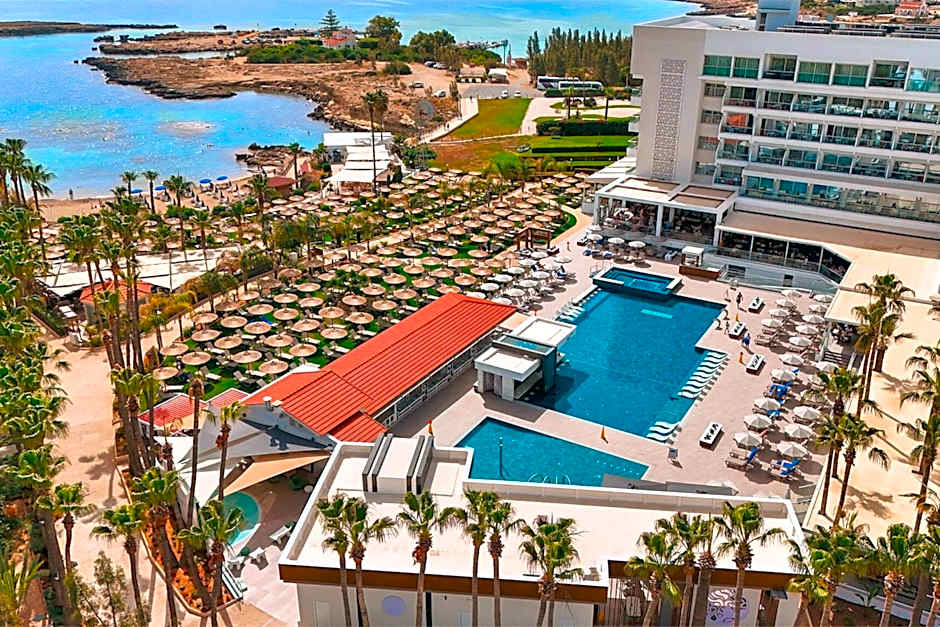 Cavo Maris Beach Hotel