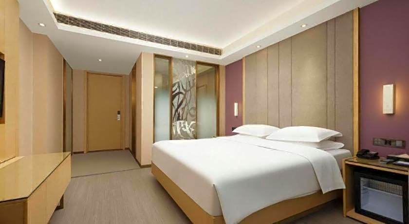 Lavande Hotels· Jingzhou Jianli
