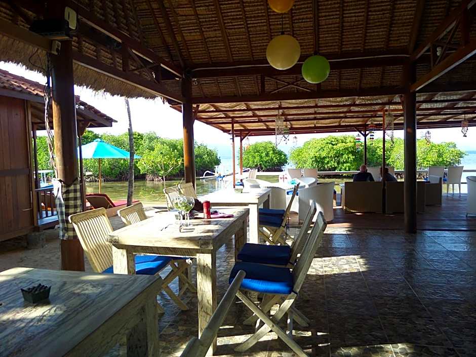 Mangrove Paradise Retreat