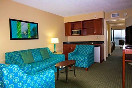 Queen Suite with Ocean View