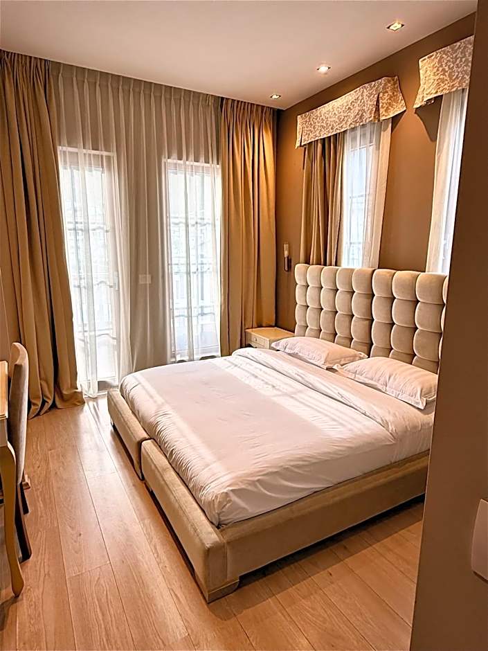 Photo 1 of 4 of 1 Double Bed or 2 Beds, Balcony