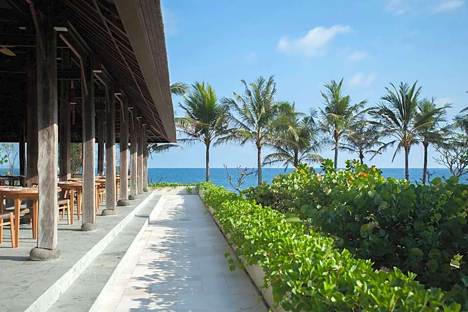 Komaneka at Keramas Beach