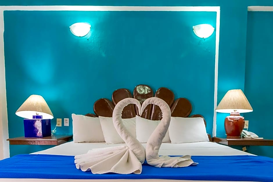 Suites Plaza del Rio