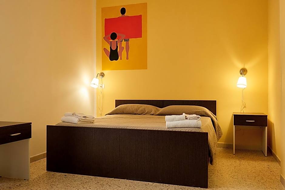 Soleē, Family Holidays & Hostelling