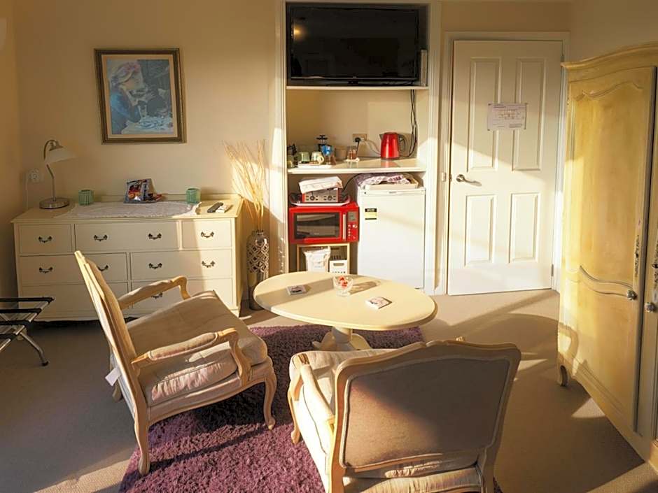 Waterview Gardens B&B