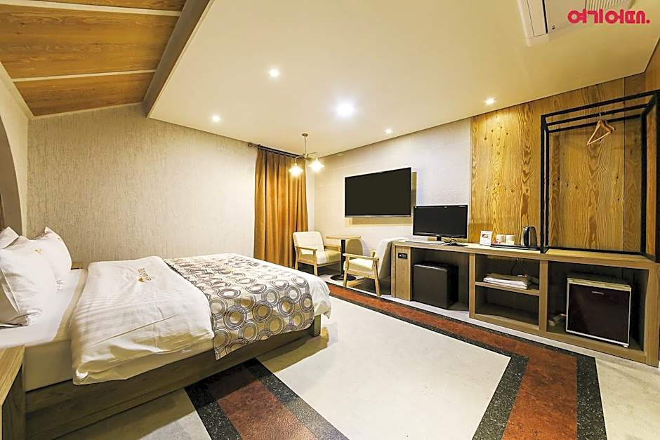 Hwaseong (Hyangnam) elga tourist hotel