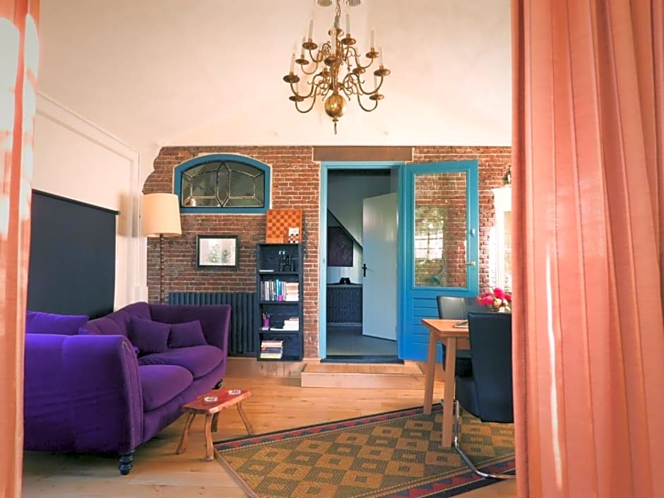 Vrijstaand Koetshuis Marron