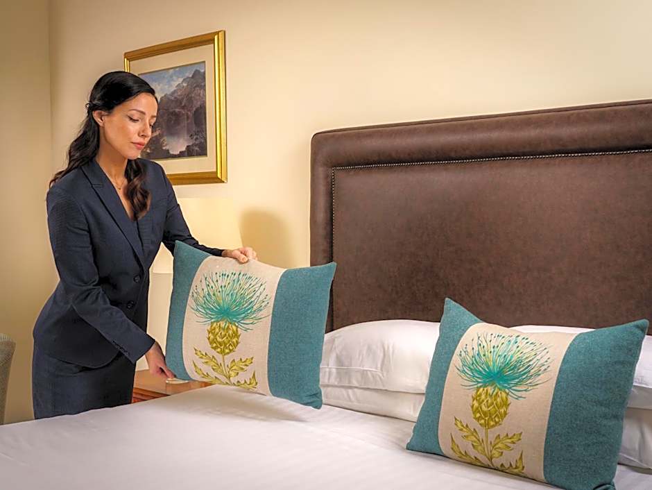 Macdonald Crutherland House